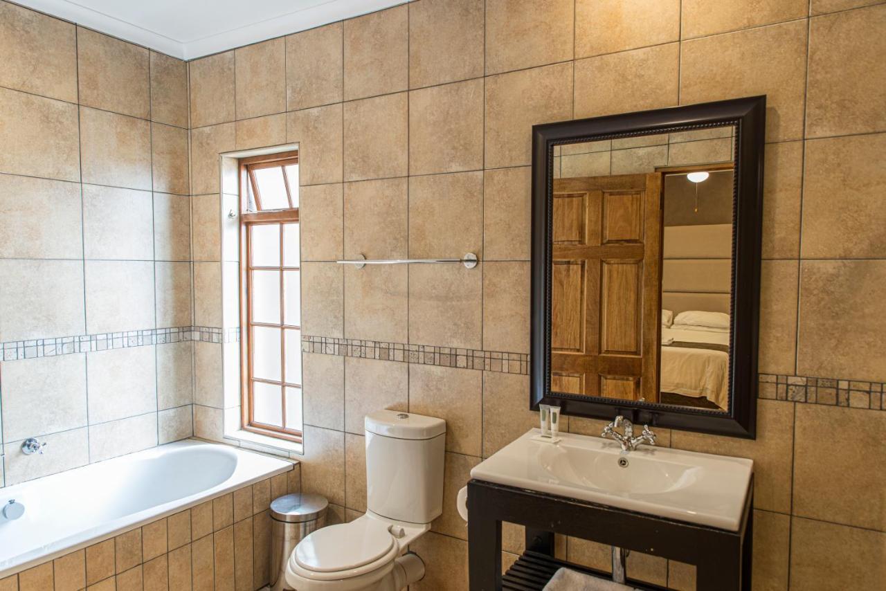 Ruth Avenue Guest House ايدنفيل المظهر الخارجي الصورة